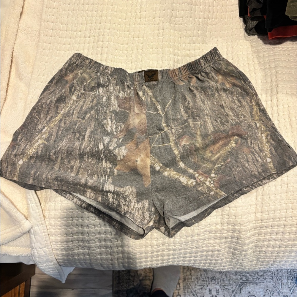 Tribe Kelley base camp camo shorts